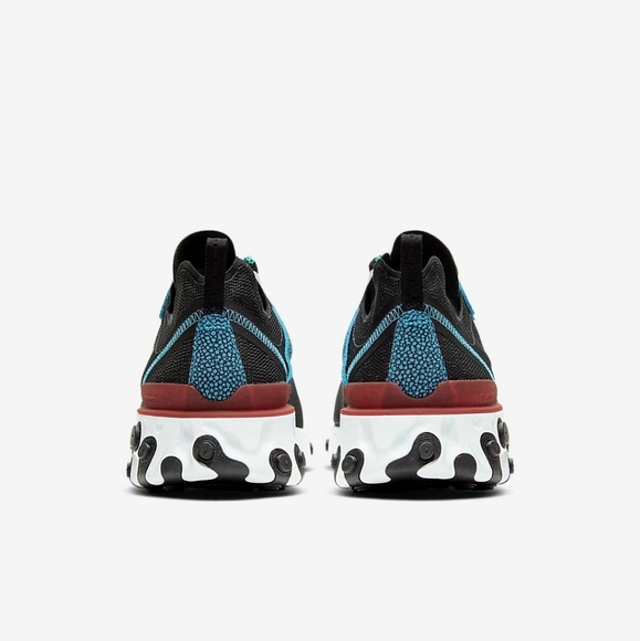 Nike React Element 55 SE